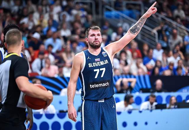 inews, 钱的手势, 东契奇依然