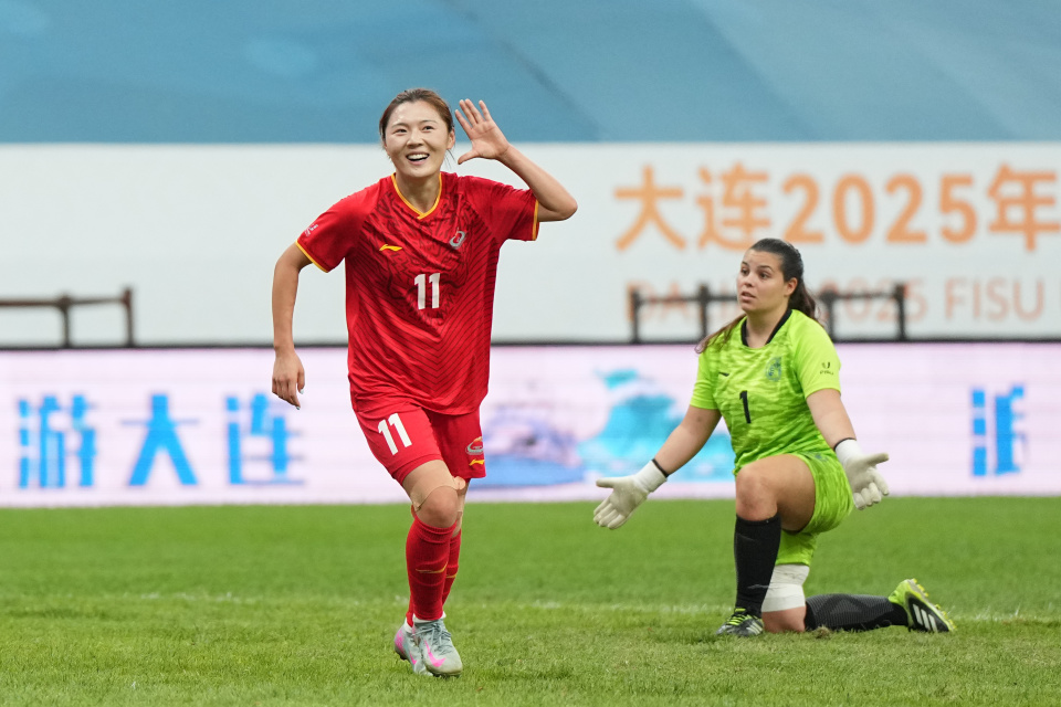 iAAA, 尹丽红, 上海体育大